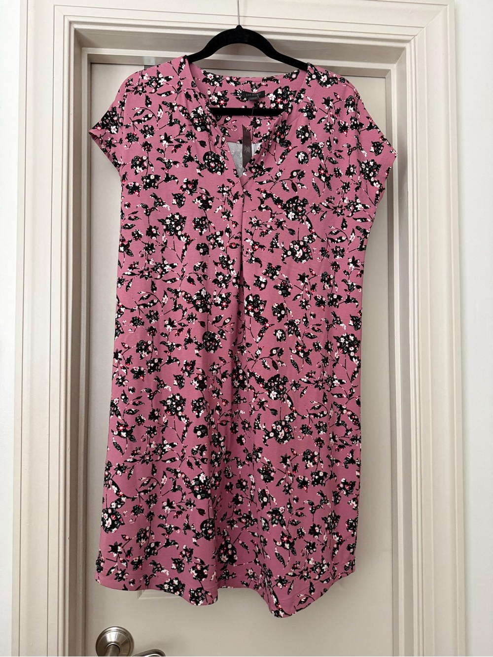 New J. Jill Flowy Oversized Rose Pink Floral V Neck Dress